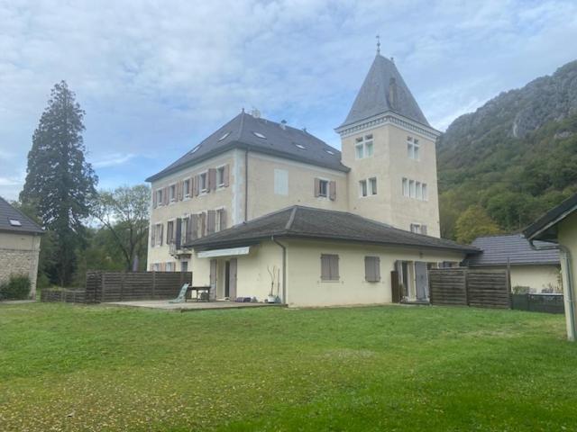 Au Chateau Saint Blaise * Virignin